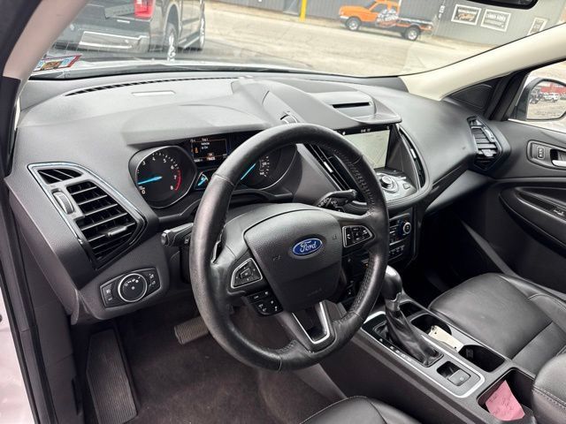 Used 2018 Ford Escape Titanium w/ Ford Safe & Smart Package AWD/4WD image 16