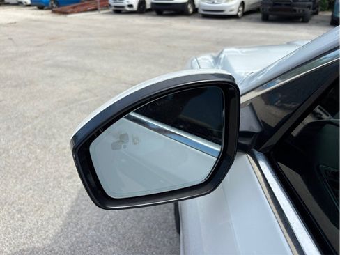Used 2019 Jaguar F-PACE Premium AWD/4WD image 20