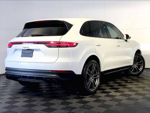 Used 2021 Porsche Cayenne AWD/4WD image 7