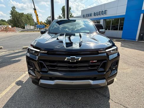 Certified 2024 Chevrolet Colorado Z71 w/ Z71 Convenience Package 2 AWD/4WD image 10