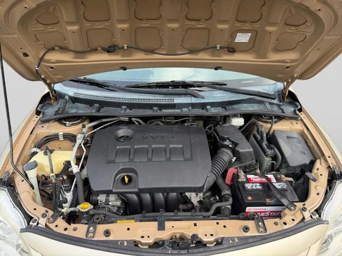 Used 2012 Toyota Corolla LE FWD image 20