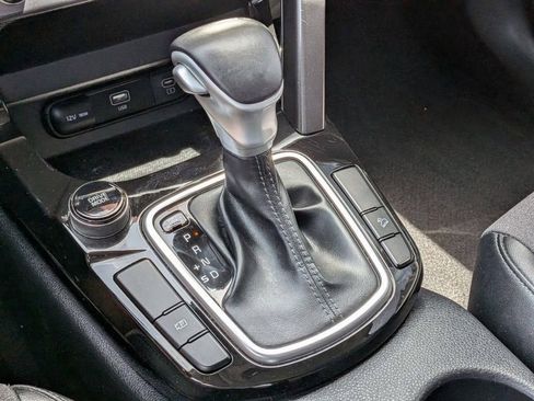Certified 2024 Kia Seltos S FWD image 16