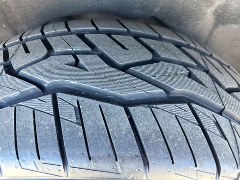 Used 2021 Jeep Grand Cherokee Laredo X image 41