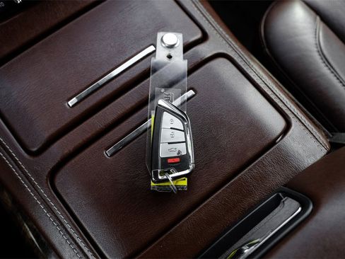 Used 2020 Chevrolet Suburban Premier w/ 6.2L Performance Package image 63