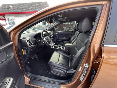 Used 2020 Kia Sportage S w/ S FWD Sunroof Package image 9
