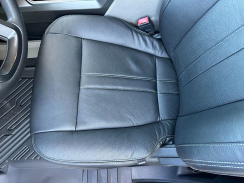 Used 2022 Ford F250 XLT w/ XLT Premium Package image 11