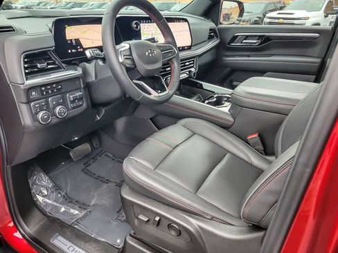 Used 2025 Chevrolet Tahoe RST w/ Sun And Tow Package AWD/4WD image 11