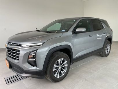 Used 2025 Chevrolet Equinox LT