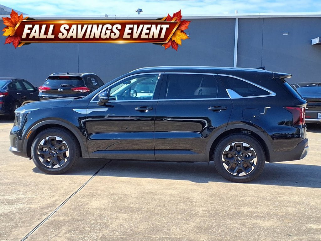 Used 2026 Kia Sorento S FWD image 5