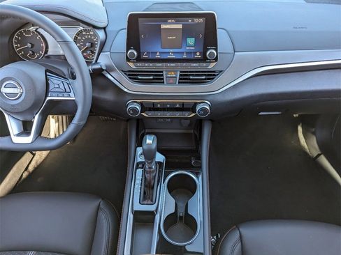 New 2025 Nissan Altima 2.5 SR image 22