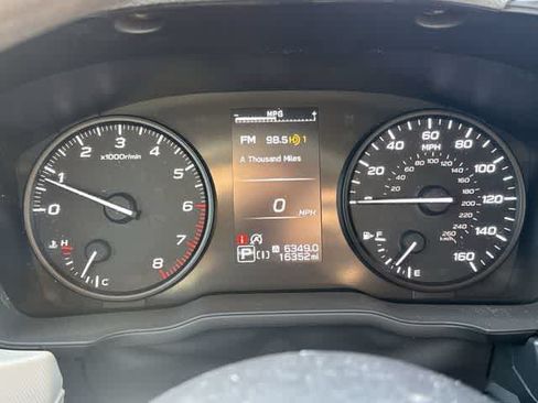 Used 2025 Subaru Forester AWD/4WD image 29