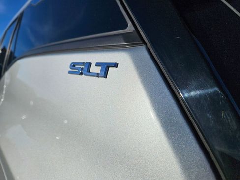 Used 2019 GMC Terrain SLT w/ Preferred Package image 12