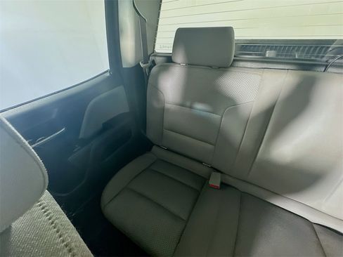 Used 2017 Chevrolet Silverado 1500 Custom w/ Custom Convenience Package image 12