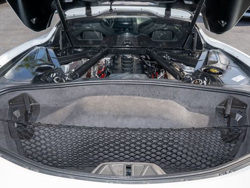 Used 2023 Chevrolet Corvette Stingray Preferred Cpe w/ Stealth Interior Trim Package image 9