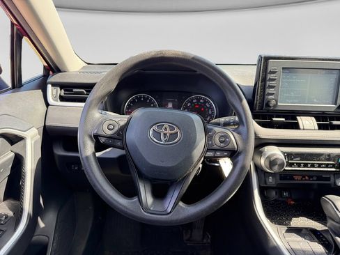 Used 2019 Toyota RAV4 LE w/ All Weather Liner Package AWD/4WD image 15
