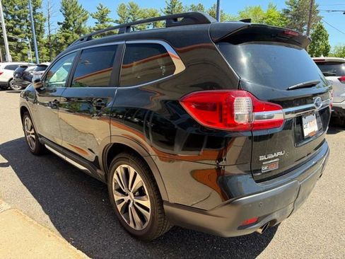 Used 2022 Subaru Ascent Limited w/ Technology Package AWD/4WD image 5