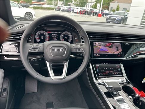 New 2025 Audi Q8 Premium Plus image 17