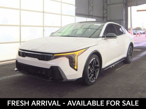 Used 2025 Kia K4 GT-Line w/ GT-Line Sunroof Package FWD image 4