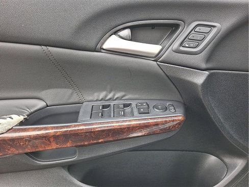 Used 2010 Honda Crosstour EX-L image 13