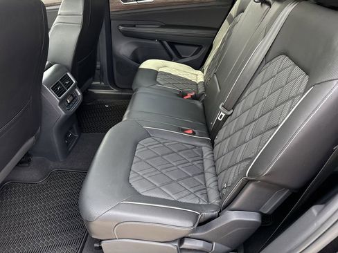 Used 2024 Volkswagen Atlas SEL Premium R-Line AWD/4WD image 15