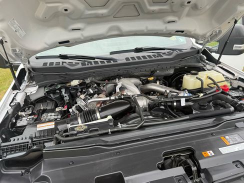 Used 2023 Ford F350 XL AWD/4WD image 12