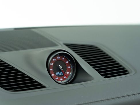 Used 2021 Porsche Cayenne GTS image 26