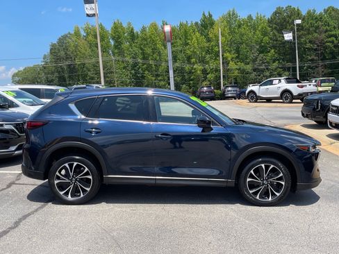 Used 2022 MAZDA CX-5 AWD 2.5 S w/ Premium Package image 2
