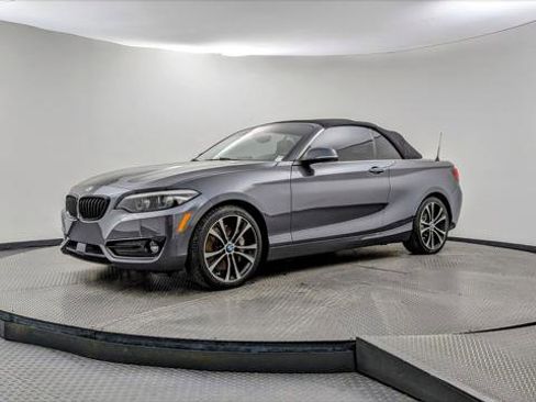 Used 2021 BMW 230i Convertible w/ Premium Package image 26
