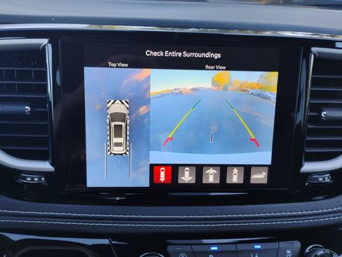 New 2026 Chrysler Pacifica Select image 34