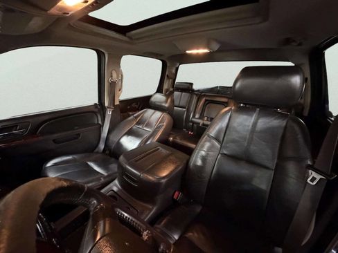 Used 2011 Chevrolet Silverado 3500 LTZ w/ LTZ Plus Package image 12