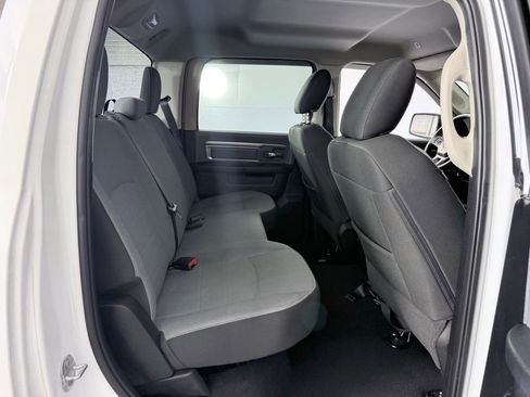 Used 2022 RAM 1500 Classic SLT image 23