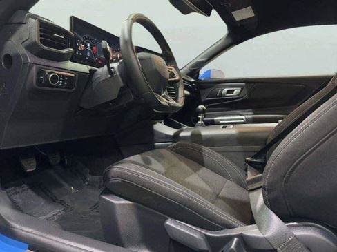Used 2024 Ford Mustang GT RWD image 12