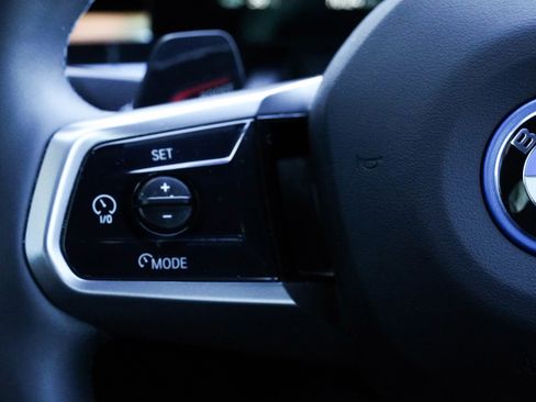 Used 2024 BMW i5 eDrive40i w/ M Sport Package image 23