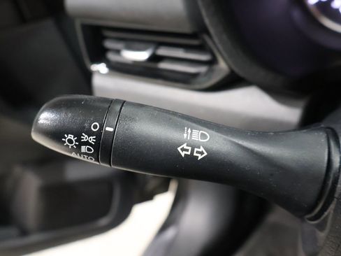 Used 2024 Nissan Sentra SV image 36