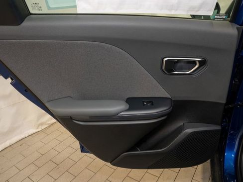 New 2025 Kia K4 EX image 10