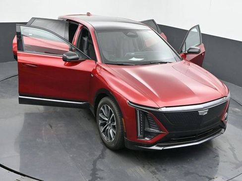 New 2025 Cadillac Lyriq Sport image 56