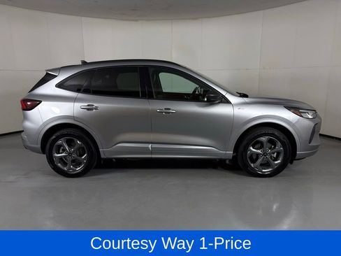 Used 2024 Ford Escape ST-Line AWD/4WD image 12