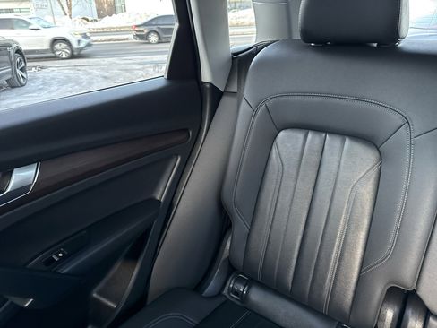 Used 2021 Audi Q5 2.0T Premium w/ Convenience Package image 47