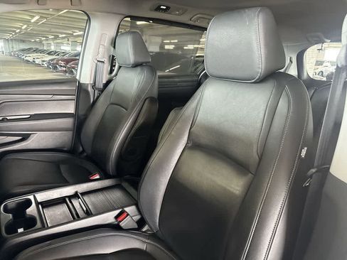 Used 2023 Honda Odyssey EX-L image 13