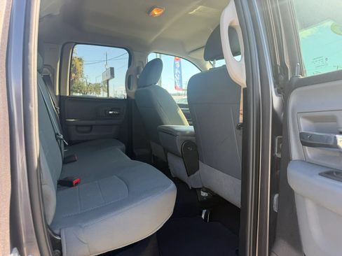 Used 2016 RAM 1500 Classic SLT RWD image 11