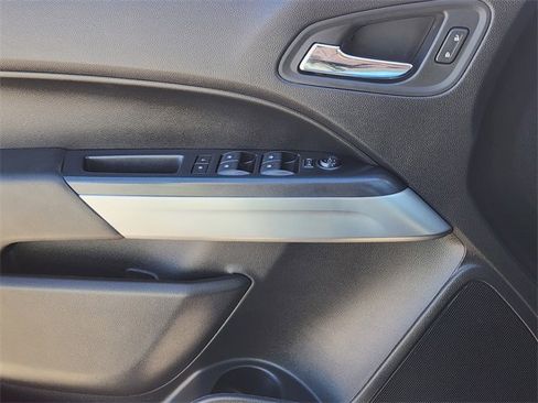 Used 2020 Chevrolet Colorado LT w/ Luxury Package image 22