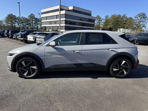 New 2026 Hyundai Ioniq 5 SE RWD image 8