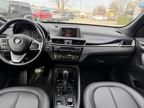 Used 2017 BMW X1 xDrive28i image 29