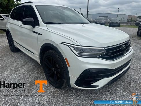 Used 2024 Volkswagen Tiguan SE R-Line AWD/4WD image 7