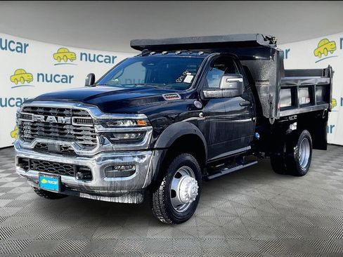 New 2026 RAM 5500 Tradesman w/ Chrome Appearance Group AWD/4WD image 4
