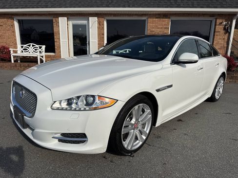 Used 2015 Jaguar XJ AWD image 3