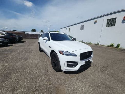 Used 2017 Jaguar F-PACE R-Sport AWD/4WD image 6