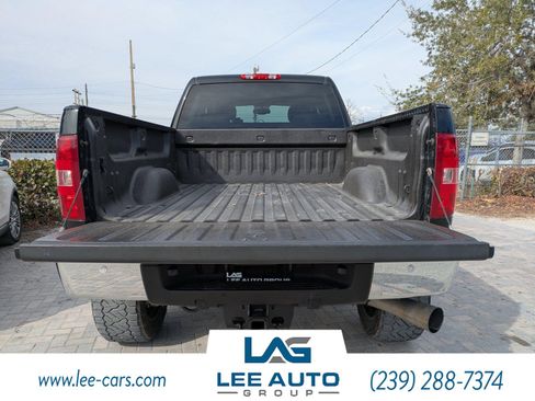 Used 2013 Chevrolet Silverado 2500 LT w/ Custom Sport Truck Package AWD/4WD image 10