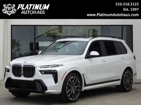 Used 2024 BMW X7 xDrive40i w/ M Sport Package AWD/4WD image 1