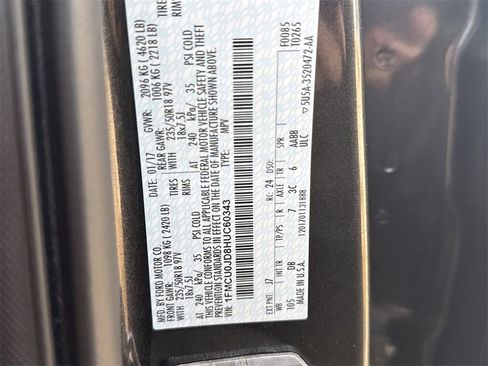 Used 2017 Ford Escape Titanium image 41